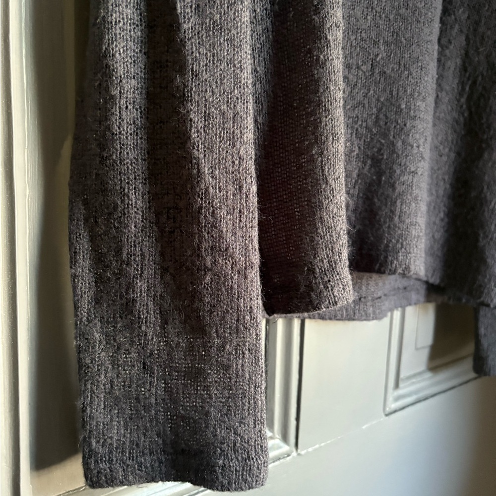 BDG scoop neck sheer sweater - Picture 5 of 6